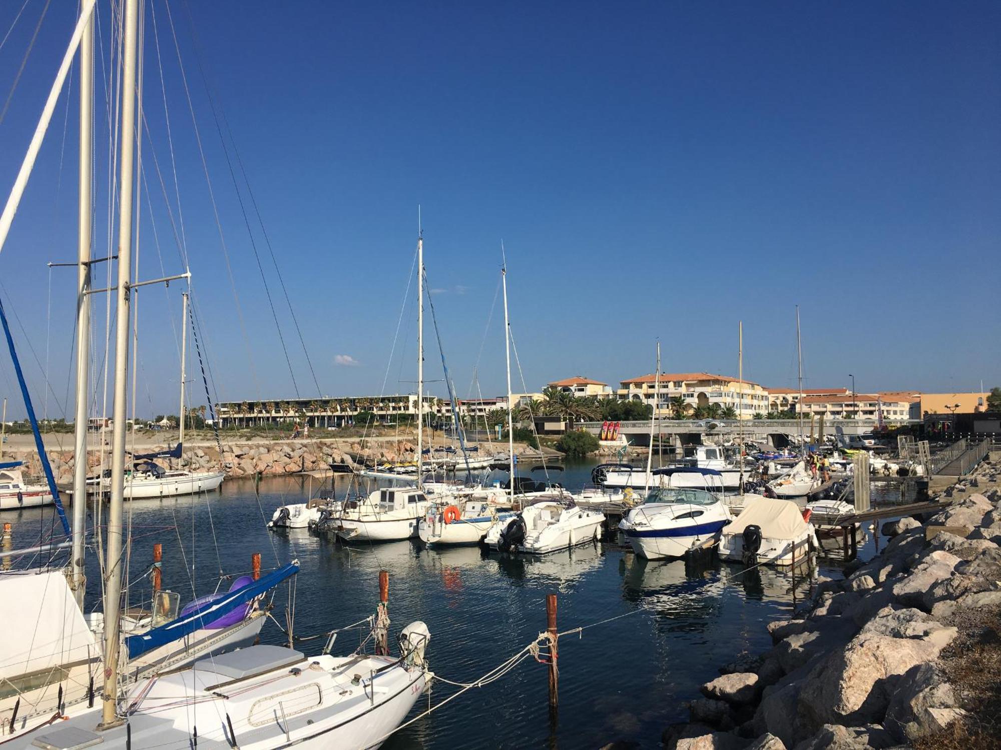 Appartement 2 Pieces Avec Terrasse 25M² Et Parking A 50M De La Plage - Fr-1-338-114 Sète Zewnętrze zdjęcie